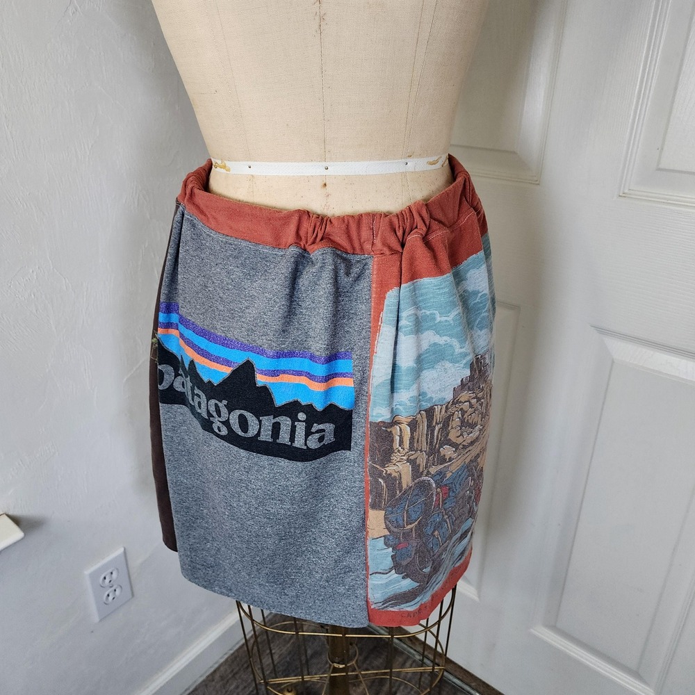 Upcycled t-shirt skirt‎ Patagonia,  motorcycle theme.  Streetwear. One Size - Picture 2 of 4